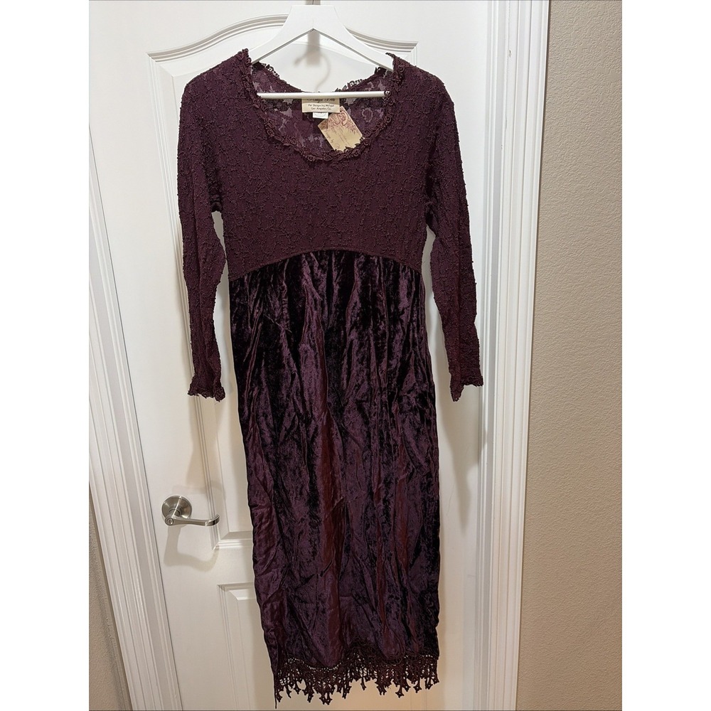 VTG NWT Margot Lea Dress Size Medium Lace Accents Burgundy Maxi Long Sleeve USA‎